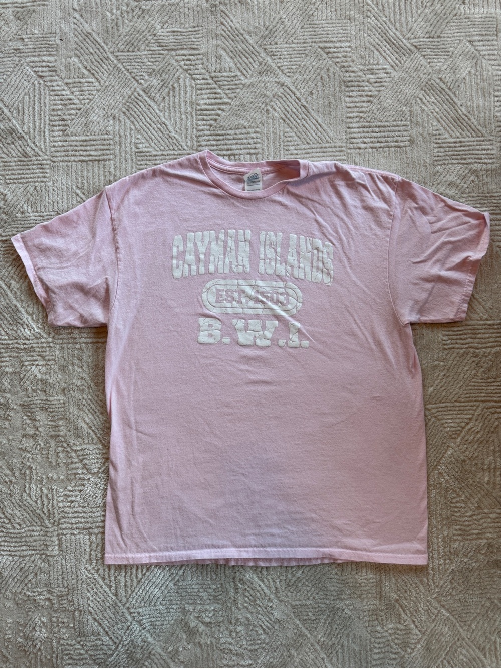 Cayman Islands Pink Graphic T-Shirt XL Delta Pro Weight Souvenir Tee